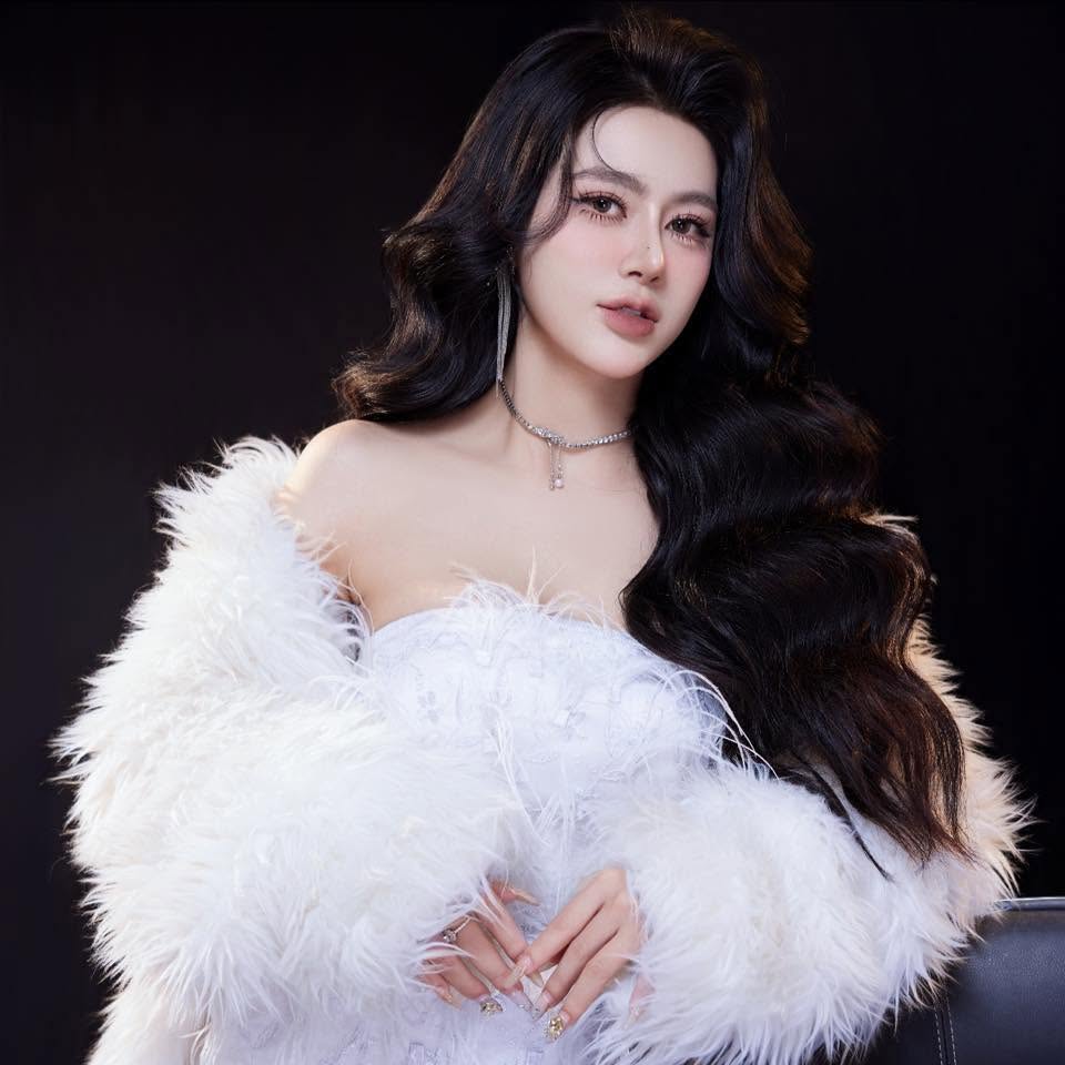 OANH TẠ